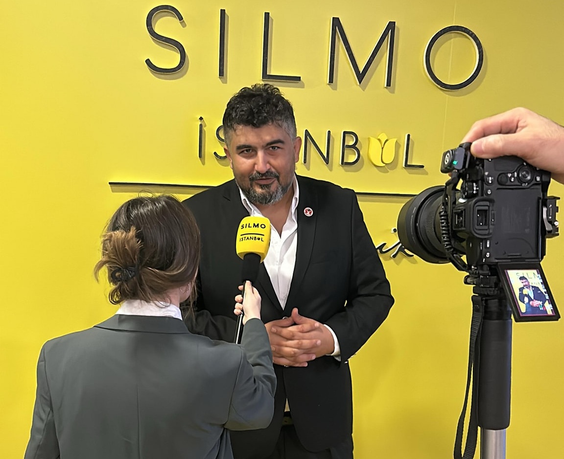 Optisyenler Optik Meram Şubemizin Optisyeni